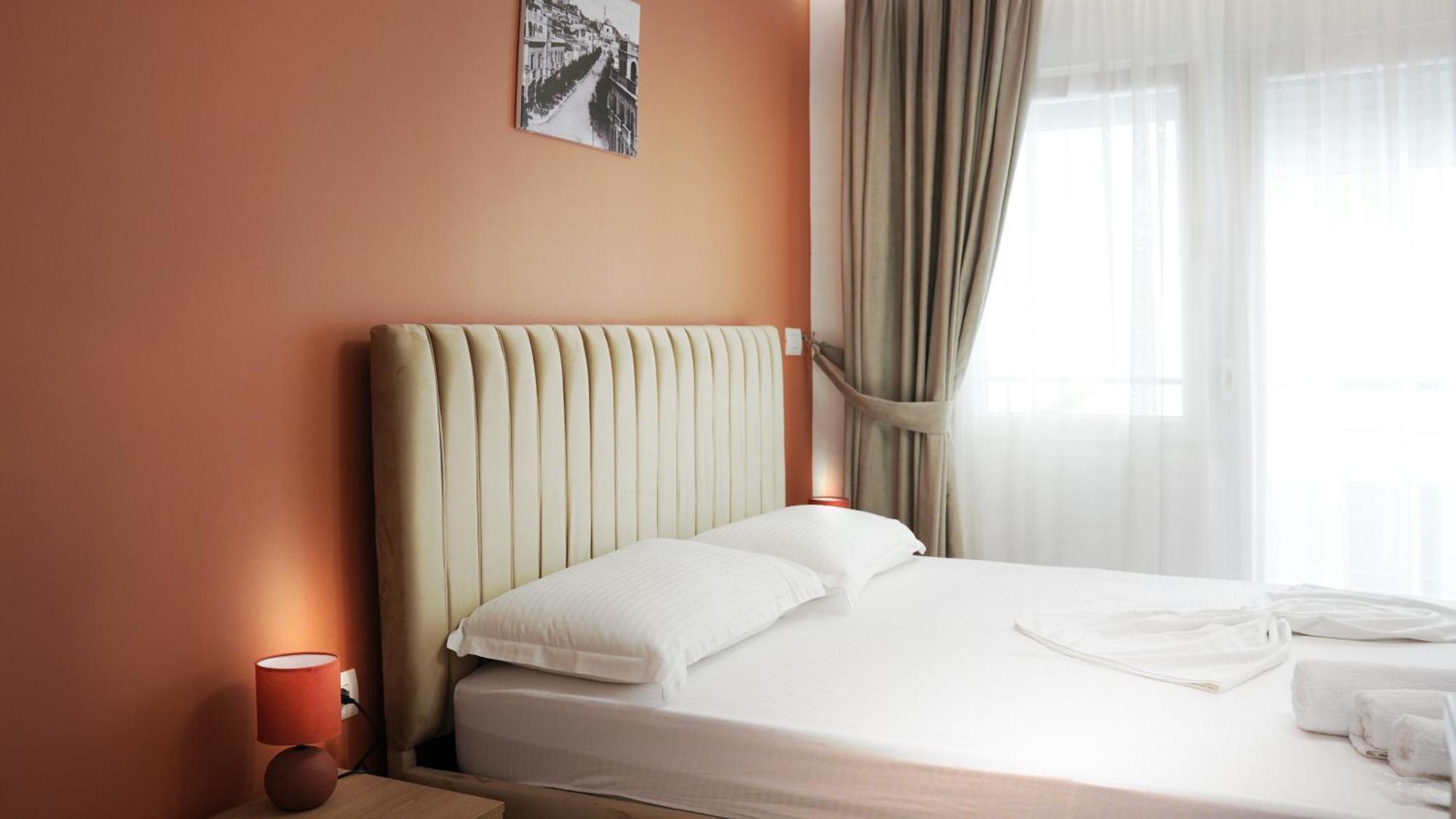 Hotel Luris 格勒姆 外观 照片