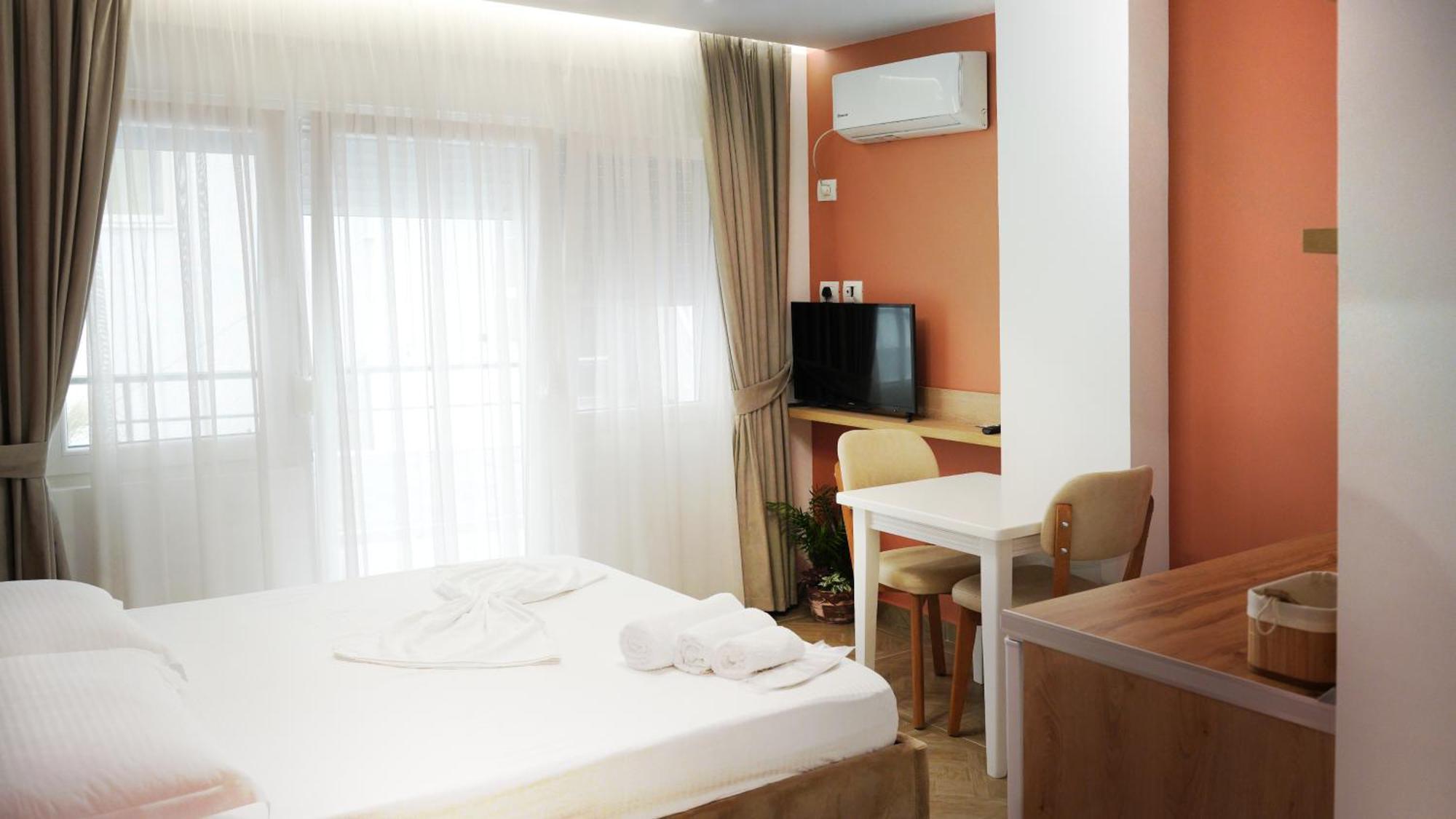 Hotel Luris 格勒姆 外观 照片